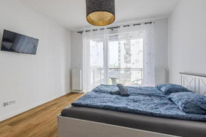 UrbanNest i Wałowa 25 21